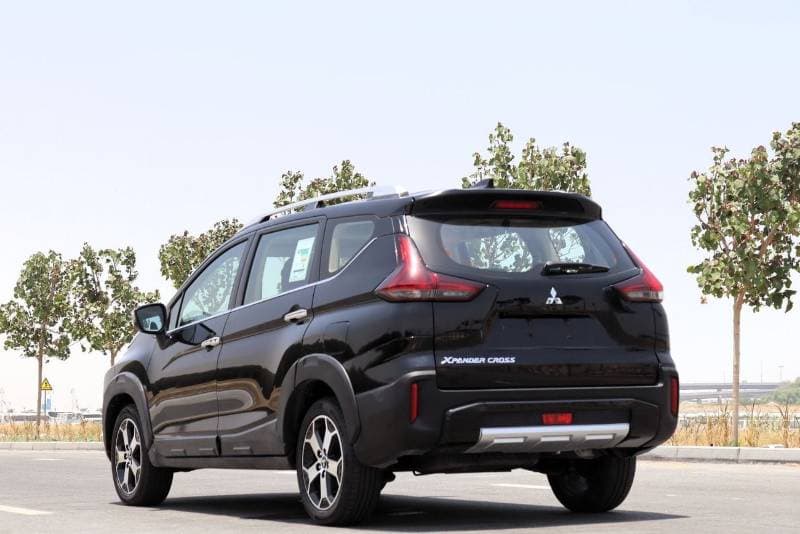 2023 Mitsubishi Xpander Cross PREMIUM thumbnail 5