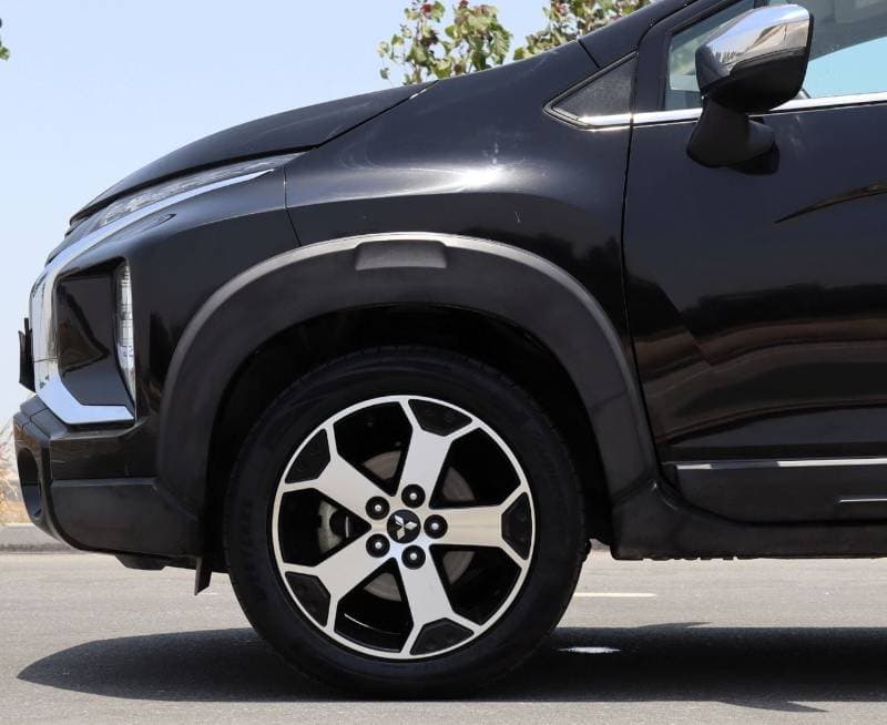 2023 Mitsubishi Xpander Cross PREMIUM thumbnail 7