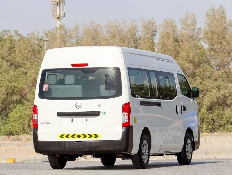 2023 Nissan Urvan STANDARD thumbnail 6