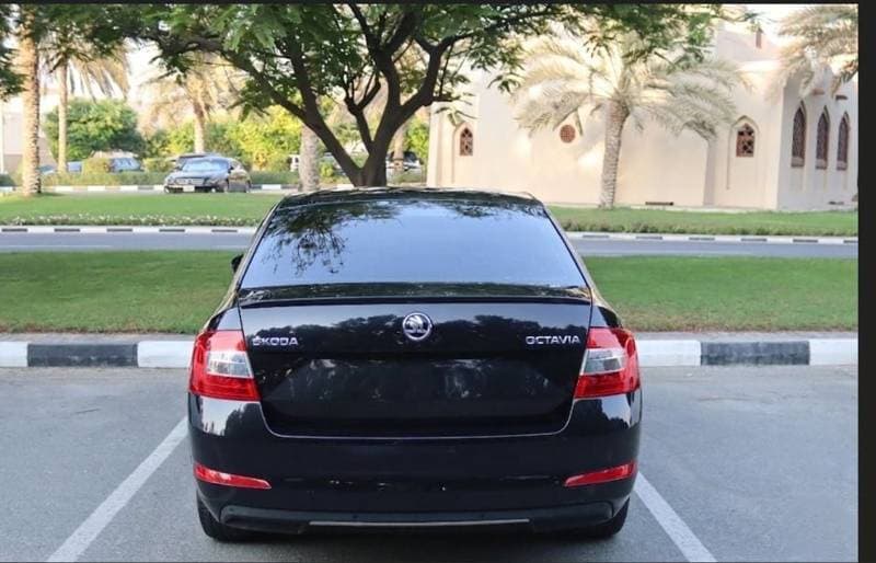 2017 Skoda Octavia AMBITION thumbnail 4