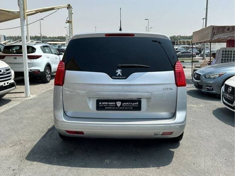 2016 Peugeot 5008 PREMIUM W/VIDEO PACK thumbnail 6