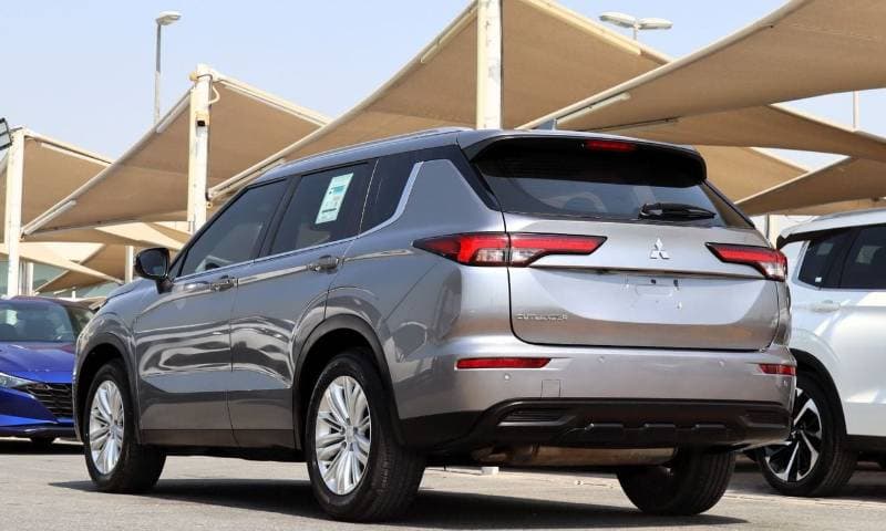 2023 Mitsubishi Outlander GLX MIDLINE thumbnail 5