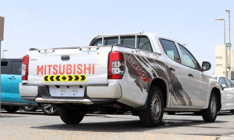 2020 Mitsubishi L200 GL thumbnail 6