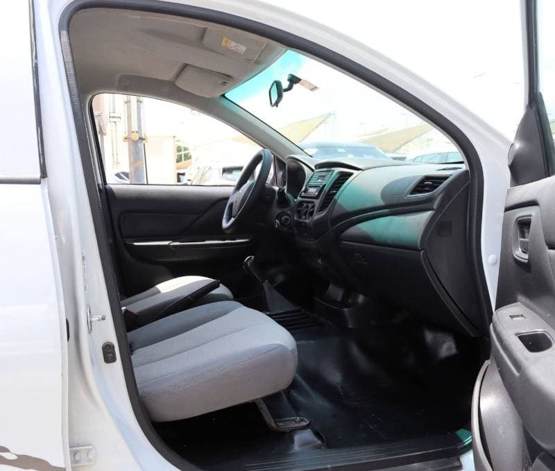 2020 Mitsubishi L200 GL thumbnail 8
