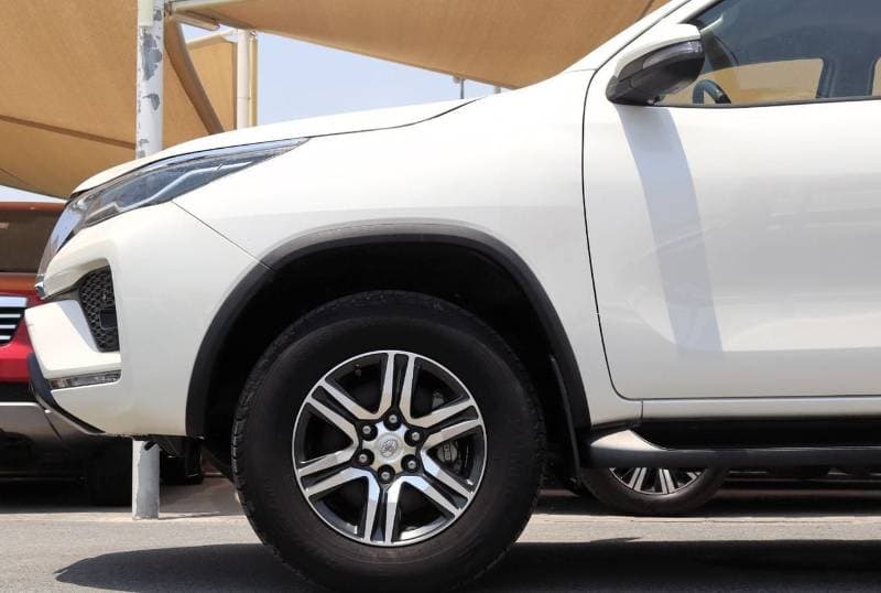 2021 Toyota Fortuner GXR thumbnail 8