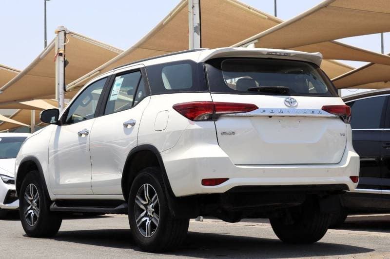 2021 Toyota Fortuner GXR thumbnail 5