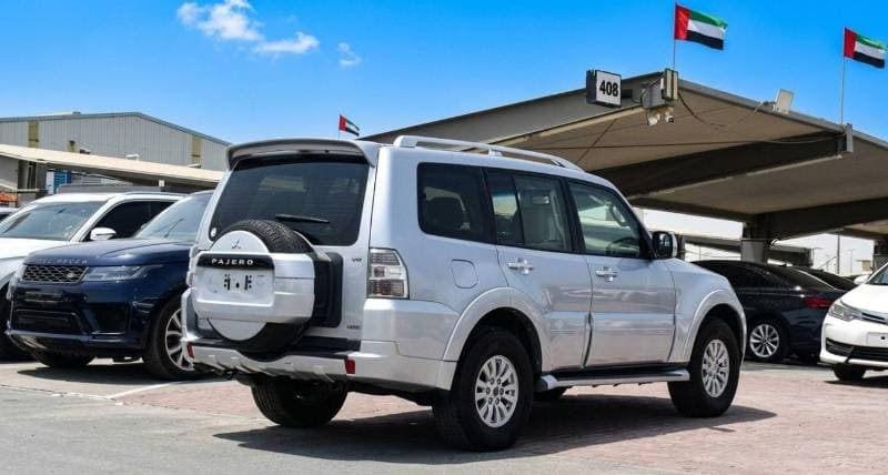 2012 Mitsubishi Pajero GLS MIDLINE thumbnail 6