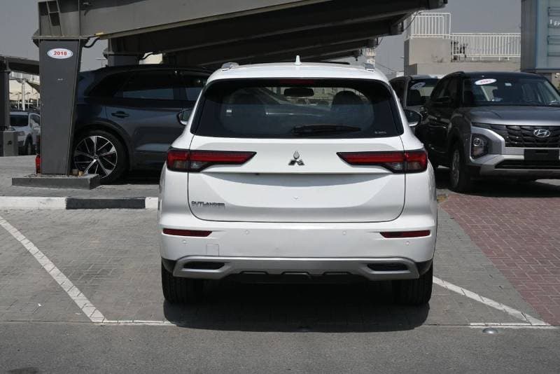 2023 Mitsubishi Outlander PREMIUM thumbnail 3