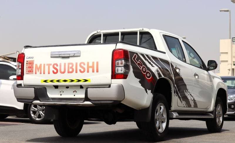 2022 Mitsubishi L200 GLX TOP thumbnail 6