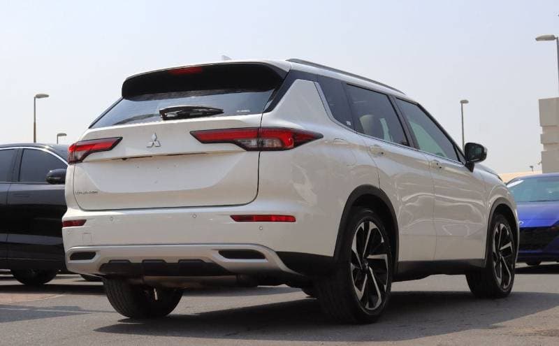 2023 Mitsubishi Outlander GLS HIGHLINE thumbnail 6