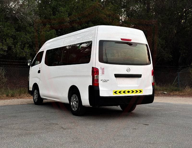 2020 Nissan Urvan STANDARD thumbnail 5