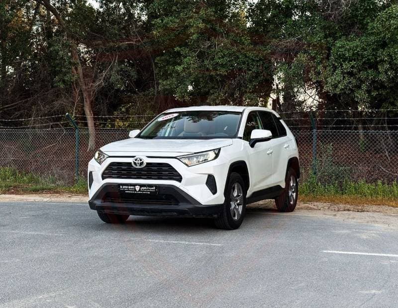 2022 Toyota RAV4 EX thumbnail 3