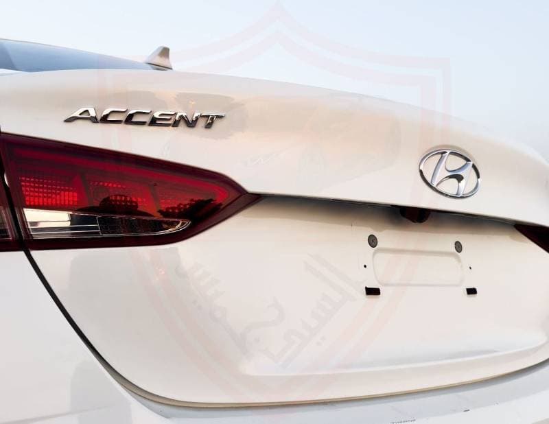 2023 Hyundai Accent GL MID thumbnail 7