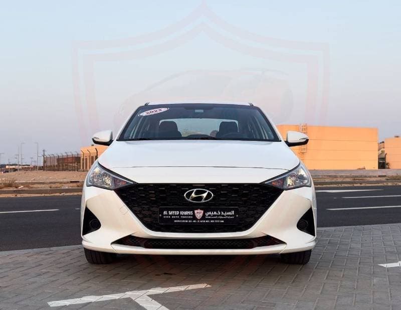 2023 Hyundai Accent GL MID thumbnail 2