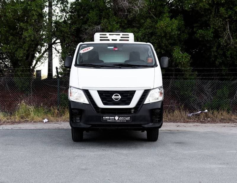 2021 Nissan Urvan STANDARD thumbnail 2