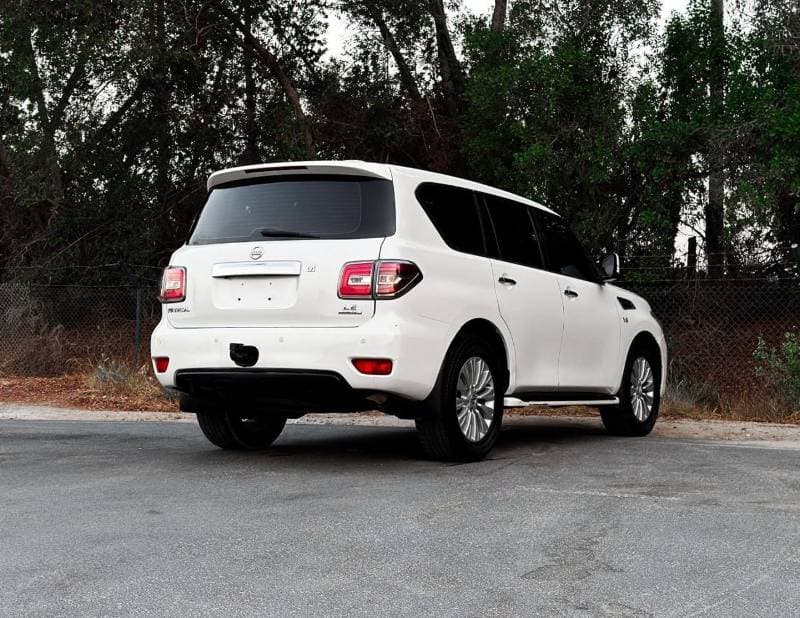 2017 Nissan Patrol LE T2 TITANIUM thumbnail 7