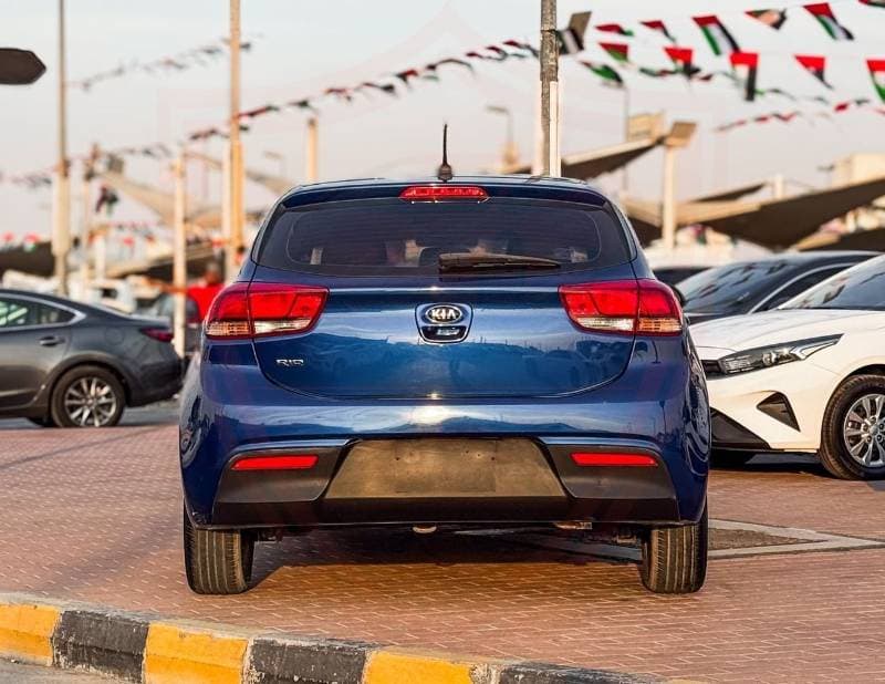 2020 Kia Rio LX thumbnail 4