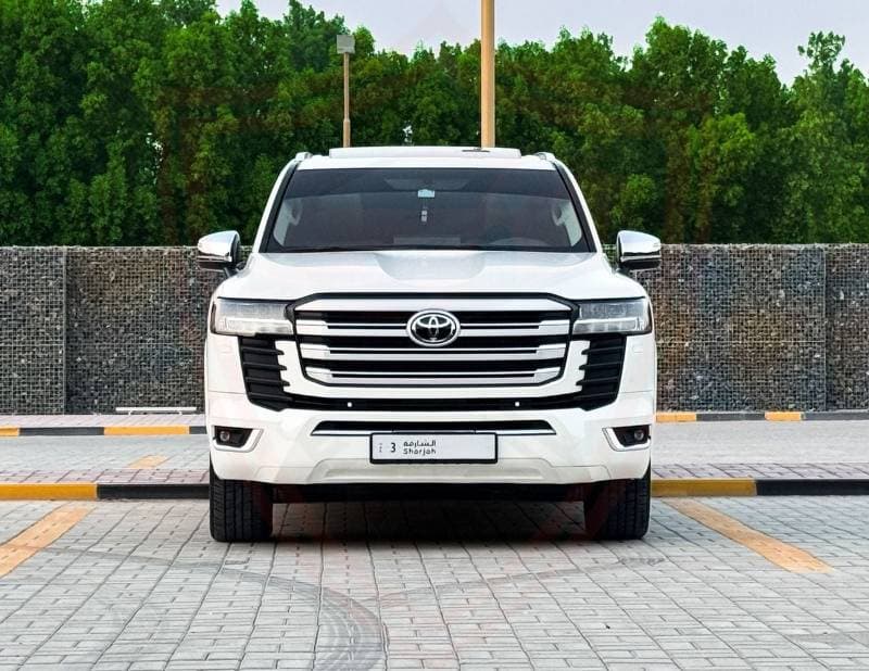 2022 Toyota Land Cruiser GXR thumbnail 2