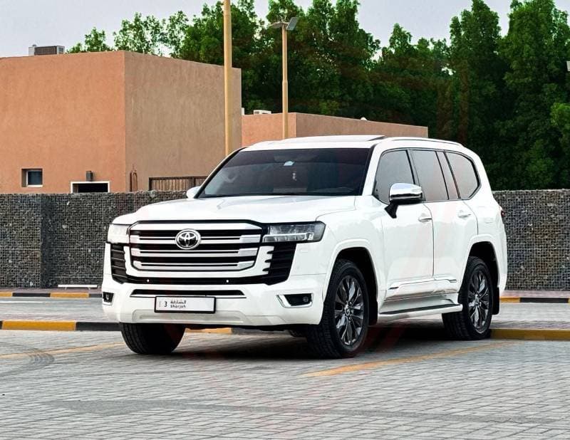 2022 Toyota Land Cruiser GXR thumbnail 3
