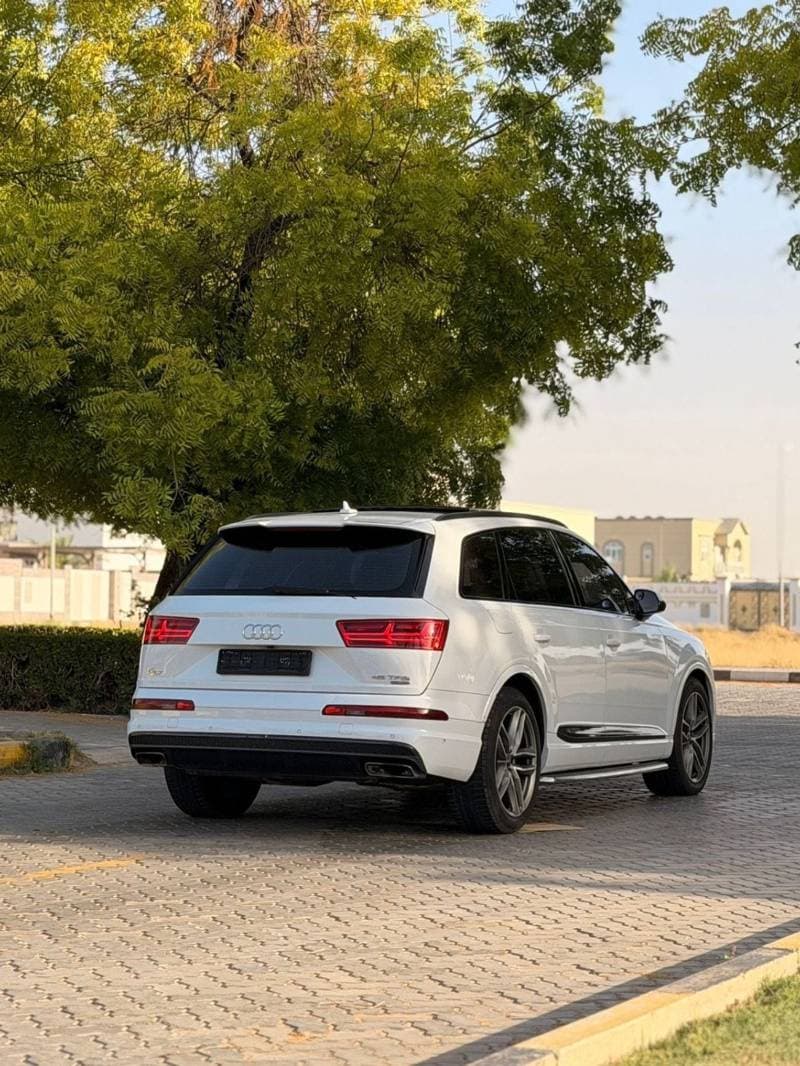 2017 Audi Q7 45 TFSI thumbnail 8