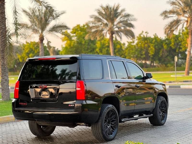 2017 Chevrolet Tahoe Z71 thumbnail 8