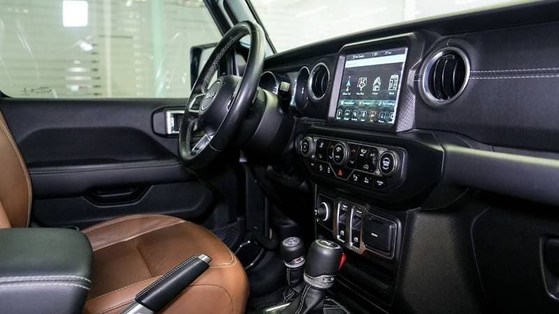 2022 Jeep Wrangler SAHARA thumbnail 8