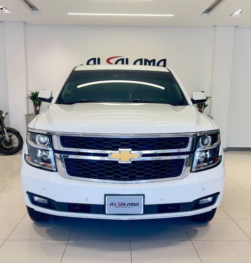 2019 Chevrolet Suburban LS thumbnail 2