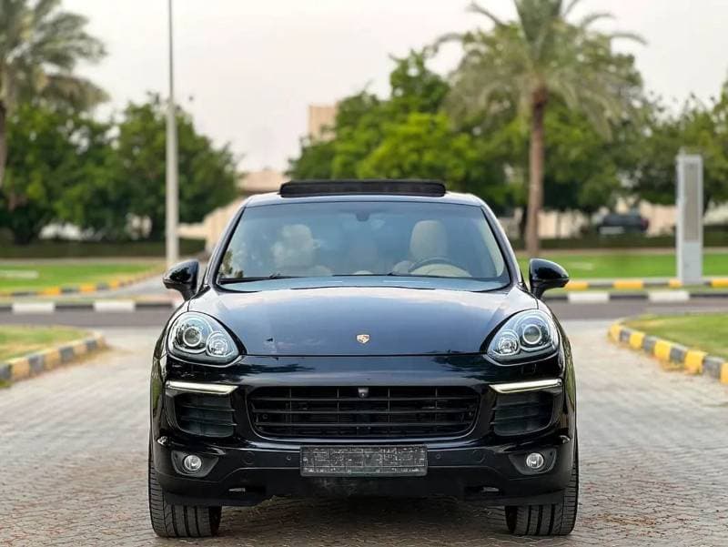 2016 Porsche Cayenne STANDARD