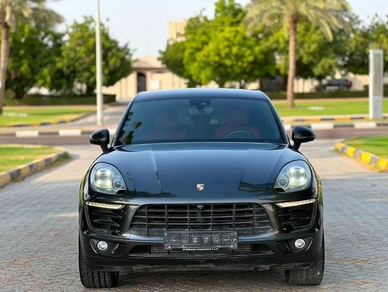 2018 Porsche Macan STANDARD