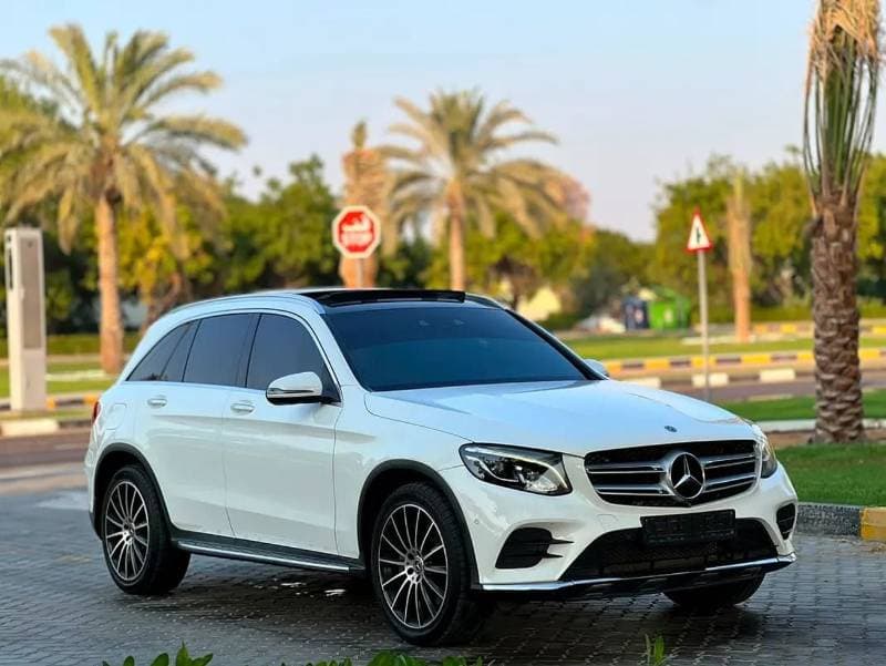 2018 Mercedes Benz GLC250 thumbnail 3