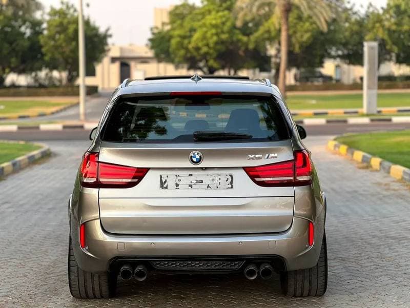 2015 BMW X5 50i M SPORT thumbnail 5