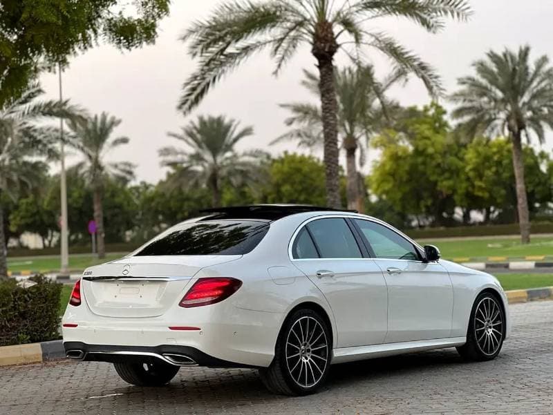 2020 Mercedes Benz E300 PREMIUM PLUS thumbnail 6