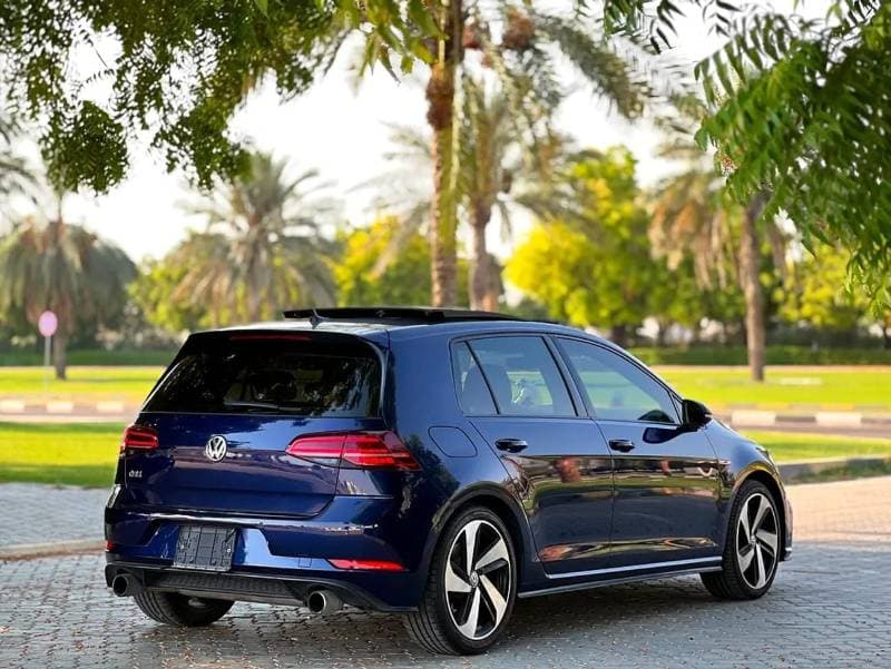 2019 Volkswagen Golf SE thumbnail 4