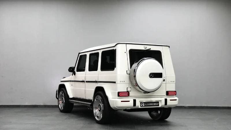 2015 Mercedes Benz G63 AMG STANDARD thumbnail 4