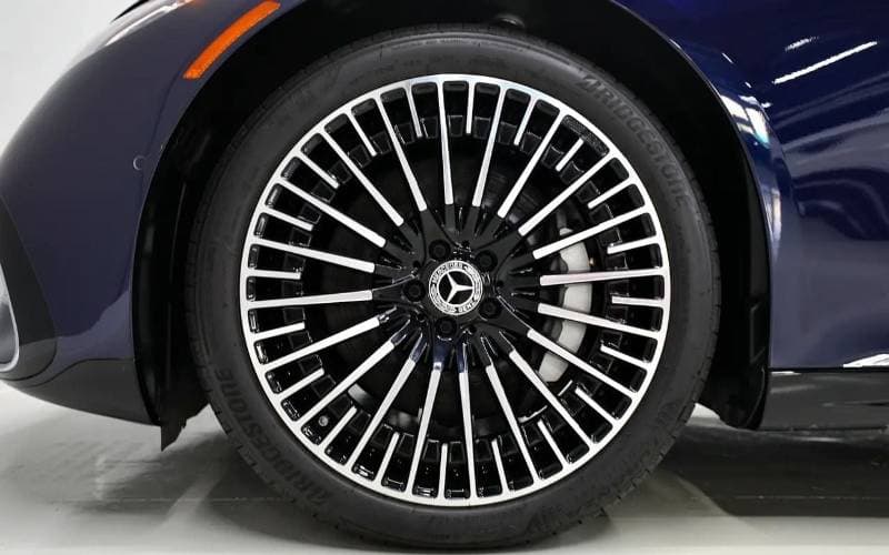 2022 Mercedes Benz EQS 580 4MATIC thumbnail 8