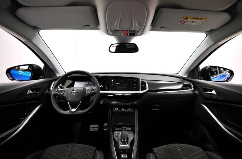 2024 Opel Grandland X thumbnail 6
