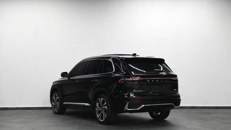 2024 Geely Monjaro thumbnail 4