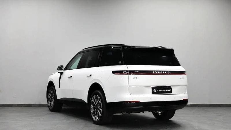 2025 Lynk & Co 900 FLAGSHIP thumbnail 4
