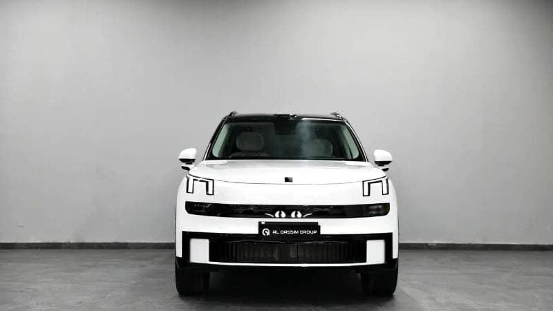 2025 Lynk & Co 900 FLAGSHIP thumbnail 2