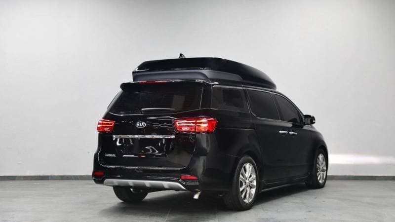 2019 Kia Carnival LX thumbnail 4