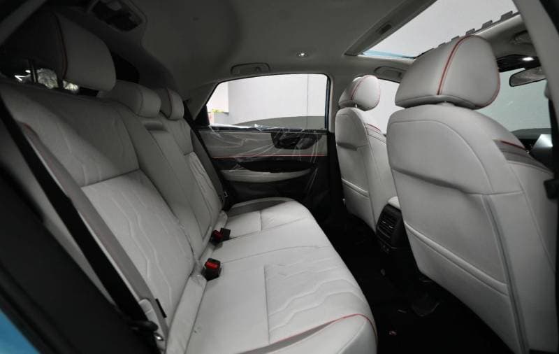 2025 Honda eNS2 thumbnail 8