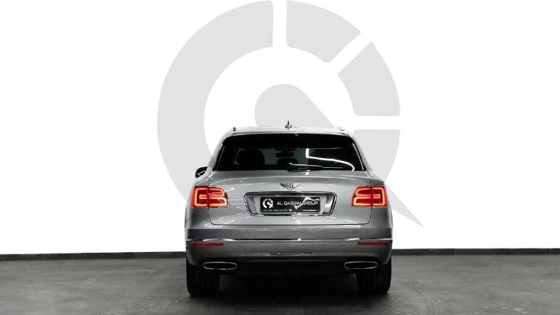2017 Bentley Bentayga thumbnail 5