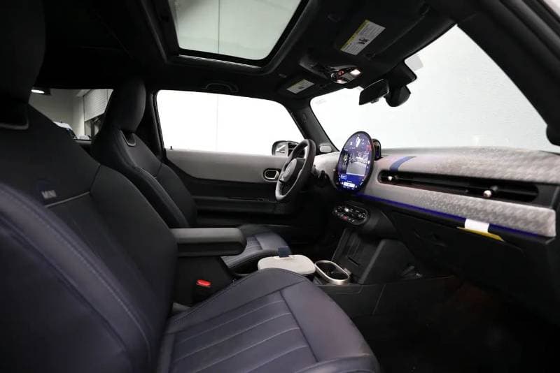 2025 Mini Cooper S STANDARD thumbnail 7