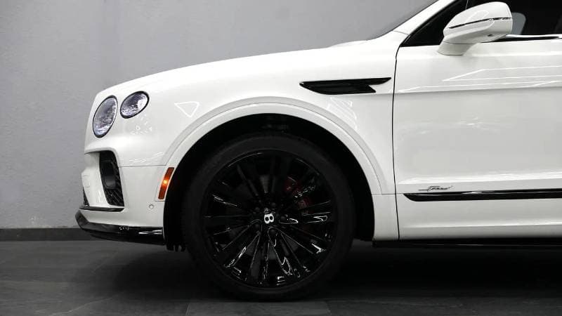 2021 Bentley Bentayga SPEED thumbnail 5