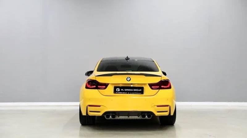 2020 BMW M4 CS thumbnail 5