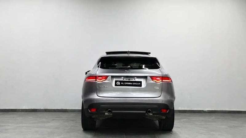 2020 Jaguar F PACE PRESTIGE thumbnail 5