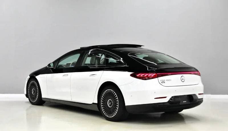 2022 Mercedes Benz EQS 350 thumbnail 6