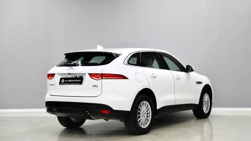 2019 Jaguar F PACE PRESTIGE thumbnail 6