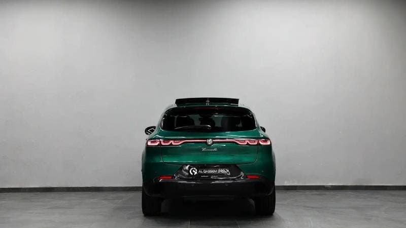 2025 Alfa Romeo Tonale VELOCE thumbnail 5