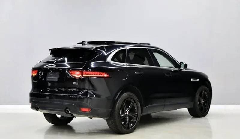2020 Jaguar F PACE PRESTIGE thumbnail 6